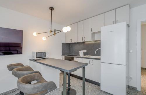 DeLuxe Seaview Apartment KENNEDY I - Photo 36