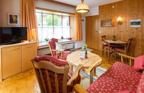 Café Chiemgau und Gästehaus - Foto 33