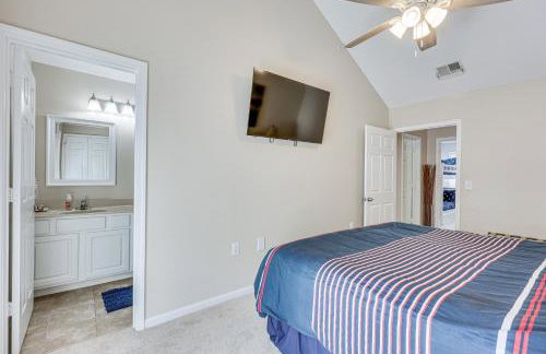 Townhome w/ Outdoor Pool & White Lake Access! - Foto 12