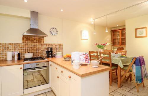 Fox Hat Cottage - Photo 5