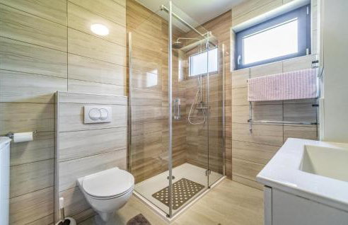 4 Bedroom Nice Home In Ivancici - Foto 32