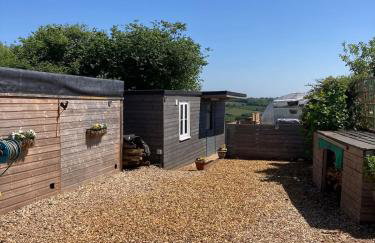 The Pigsty - Photo 5