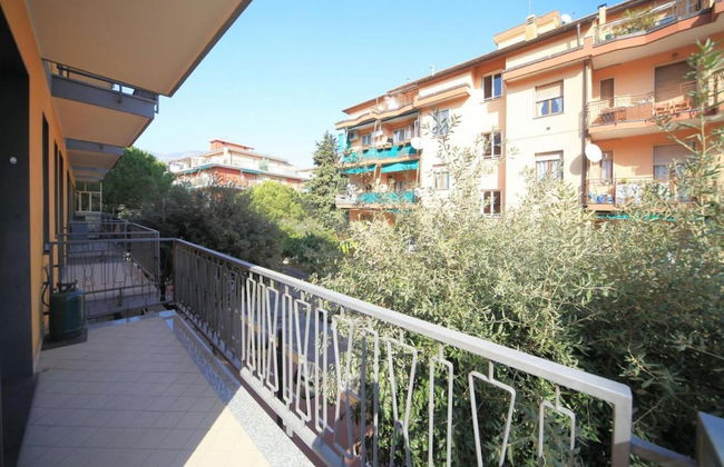 Giardini 13 Int 9 in Borghetto Santo Spirito - Foto 8