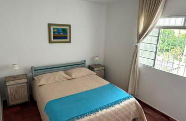 Chácara Casa Amarela - estrutura completa de lazer - ambientes elegantes e exclusivos - campo de futebol e bocha - piscina - lareiras - 10 min Rota do Vinho - Foto 51