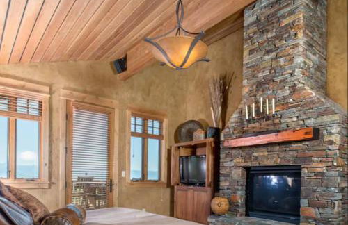 Luxury Home with Stunning 4 Peak Views - Foto 13