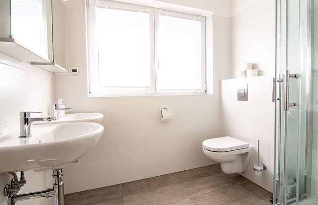 Lakeside Village 35 - Photo 6