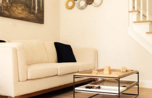 Work, Rest and Gather - Spacious 3BR with Modern Charm - Foto 60