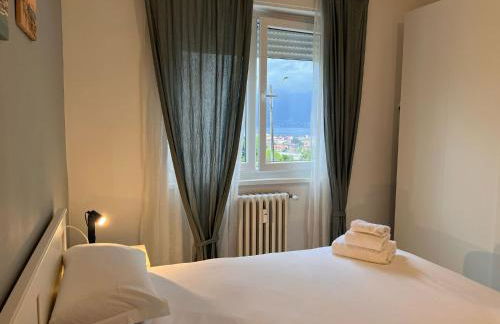 Kibilù - Elegant apartment Lake View - Balcony & Parking - Foto 17