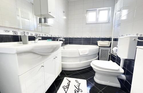 House Basta - Free beach parking - Foto 28