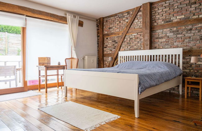 Spacious Holiday Home in Vresse-sur-semois With Terrace - Photo 3