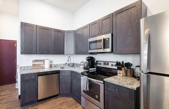 Sosuite 2BR Penthouse w W D Gym On-site Bar - Foto 10