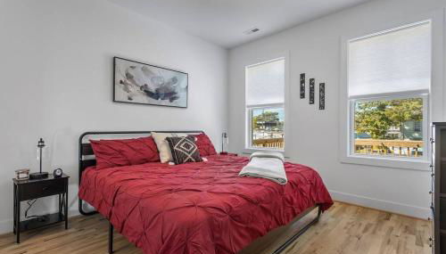 Duplex with Balcony and Spacious Dog-Friendly Oasis! - Foto 4