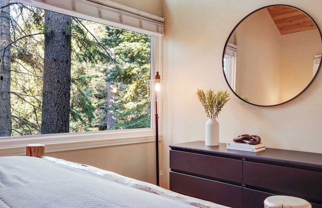 Homewood by Avantstay Amazing Family Cabin w/ Hot Tub & Sauna - Foto 17