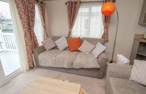 Cresswell Towers - Photo 4