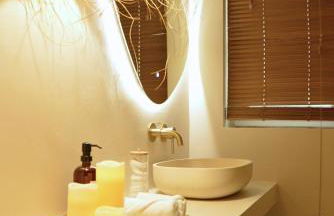 Casa Cinta - Sanctuaire Balinais avec Baignoire Balnéo et Cinéma Privé - Foto 18