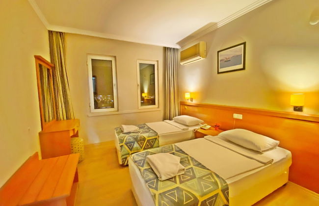 Select Apart Hotel - Foto 13