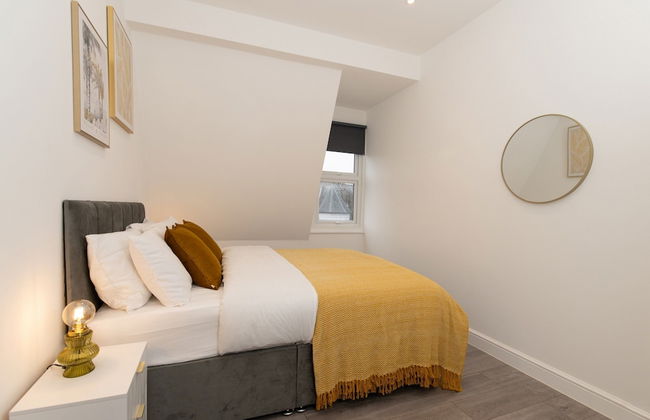 Woodside Park 3 Bedroom Apt with Parking - Foto 11