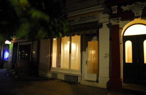 Ladenwohnung in Kreuzberg mit Parkplatz in einer Tiefgarage - Foto 8