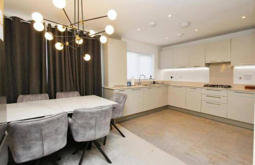 Family Friendly 4-Bedrooms - Foto 2