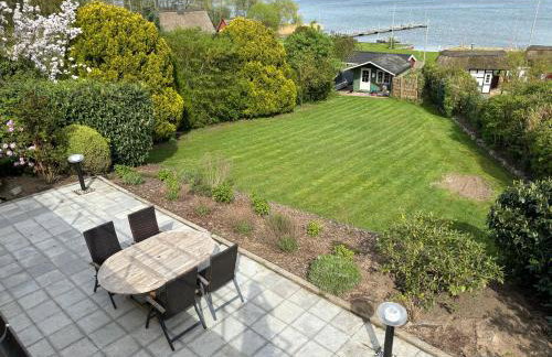 Traumhafter Seeblick mit großer Terrasse - Foto 5