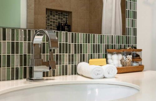 TreeTops Spacious Architectural Retreat - Foto 57