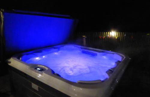 South View Country House Sleeps 12 - Hot Tub - Views - Foto 8