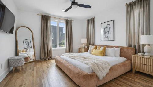 Nashville Townhouse with Rooftop & Modern Comfort - Foto 2