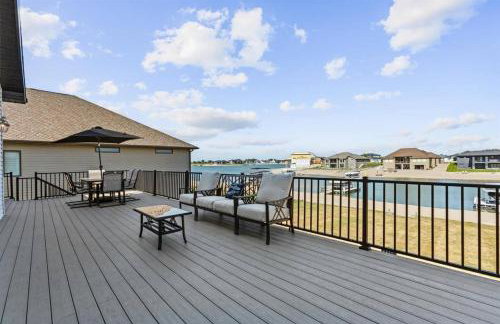 Lakefront Mansion!Close to SAC&Mahoney State Park! - Foto 34