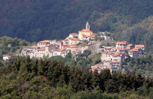 Holiday Home in Mulazzo With Natural Pond - Foto 62