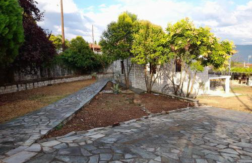 Το πετρόσπιτο - Foto 2