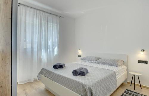 Holiday Home Bonato with pool - Photo 38