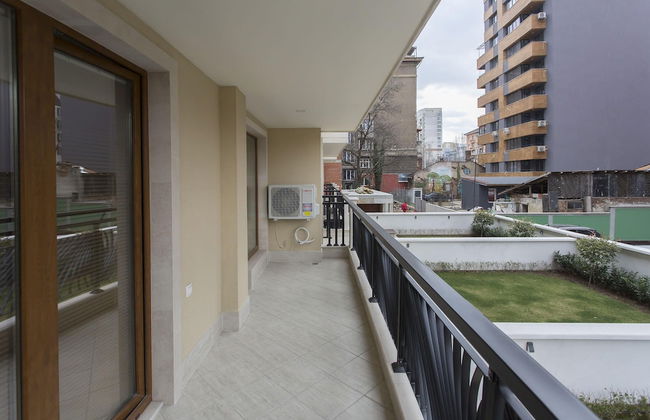 Modern 1bdr Apartment Near Center - Free Parking - Foto 13