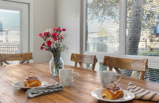 Pelican Retreat by Avantstay 5 Mins TO Beach Pet Friendly w/ Pool & Bbq! - Foto 13