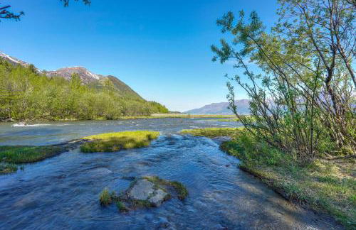 Historic Century-Old Cabin in Downtown Hope - Photo 24