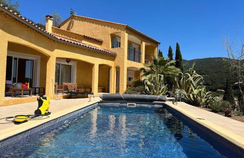 Roquebrun Villa with Pool - Foto 29