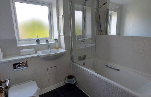 Modern Home Near Etihad, Coop Live - Foto 13