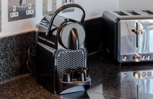 BEST THAMES VIEWS in TOWN! LARGE LUXXE NOMAD DESIGN FAMILY HOMES المساحة والأناقة تلتقي مع الراحة العربية - Foto 37