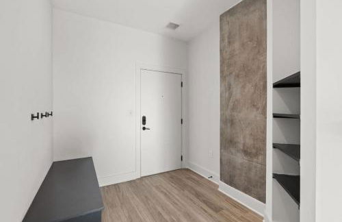 Chic Channelside Studio with High-Rise Views - Foto 20