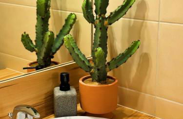 Jungle Suite Jacuzzi Spa Terrasse, Wi-Fi & Parking PV - Foto 7