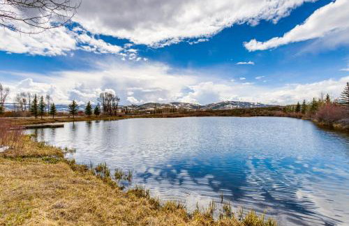 Riverfront Cabin, 4 Mi to Granby Ranch - Foto 38