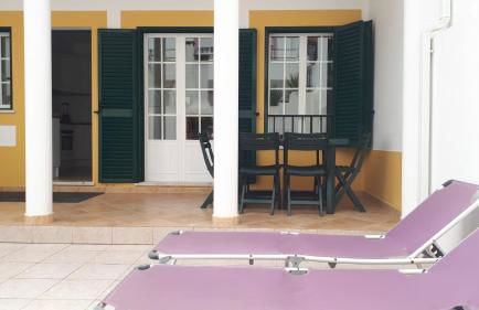 A Casinha da Tita - Moradia com Terraço - Foto 10