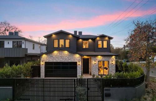 Stunning 5BR in Studio City W. Pool, and Jacuzzi - Foto 2