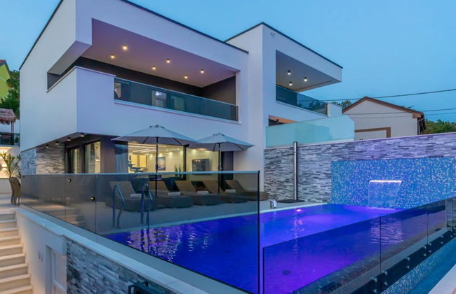 Lorena Stylish Sea View Villa - Foto 30