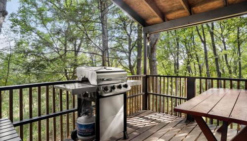 Secluded Cabin Hot Tub, Huge Deck, Fire Pit, WiFi - Foto 5