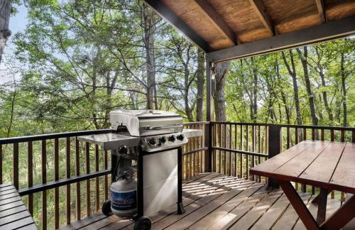 Secluded Cabin Hot Tub, Huge Deck, Fire Pit, WiFi - Foto 5