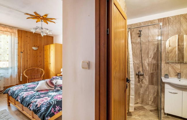 Lovely 5-bed Authentic House in the Arbanasi - Foto 12