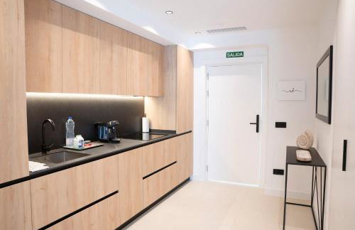 GALIHOST - RD Hotel Apartamento con piscina climatizada - Photo 18