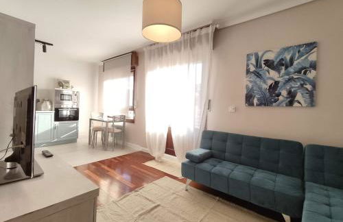Acogedor apartamento junto a la Plaza - Photo 2