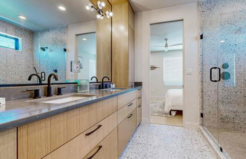 The Isabelle's - Units A & B - Foto 45