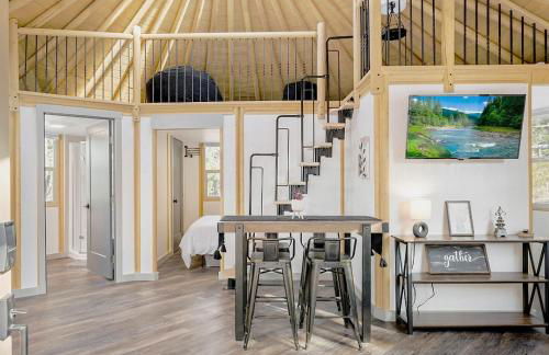 Beaumont Hill Country Luxury Yurt Cabin w Hot Tub - Foto 5